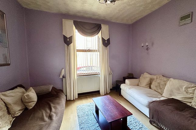 4, Plover Street, Preston photo 4