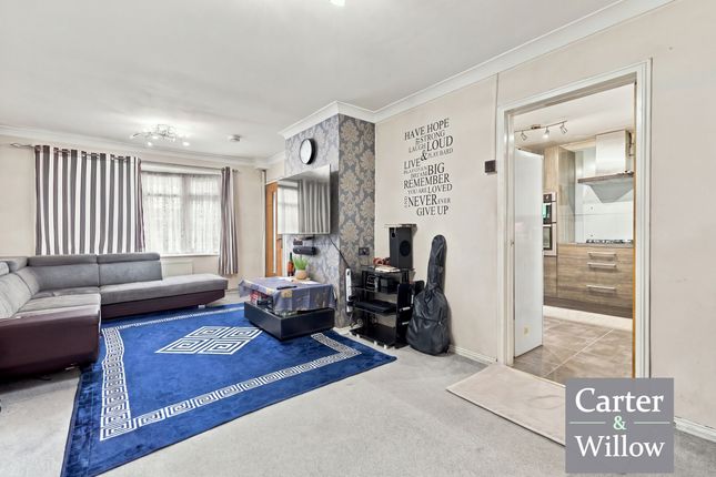 Alderman Avenue, Barking photo 3