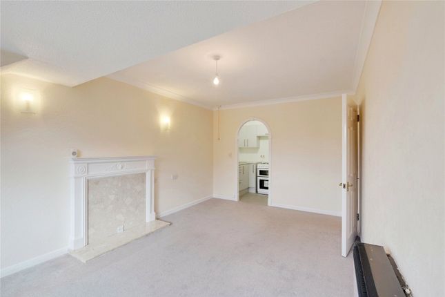 58, Park View Court, Queens Park photo 4