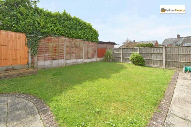 6, Maple Crescent, Stoke-On-Trent photo 3