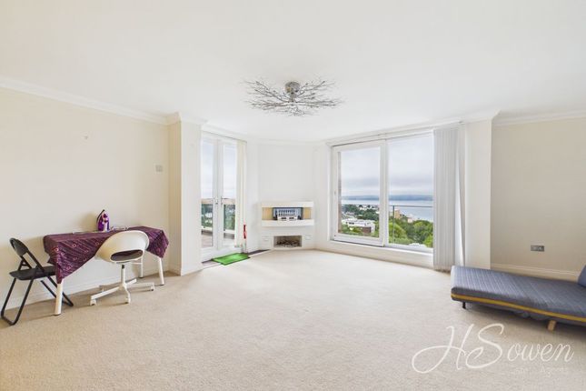 Flat 13 Teneriffe, Middle Warberry Road, Torquay photo 3