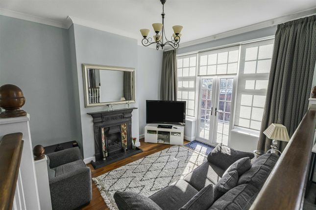 1A, Mount View Road, North Chingford photo 2