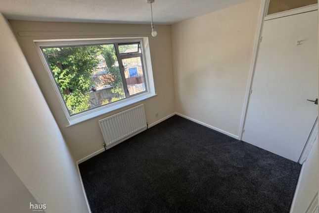 643, Mierscourt Road, Gillingham photo 5