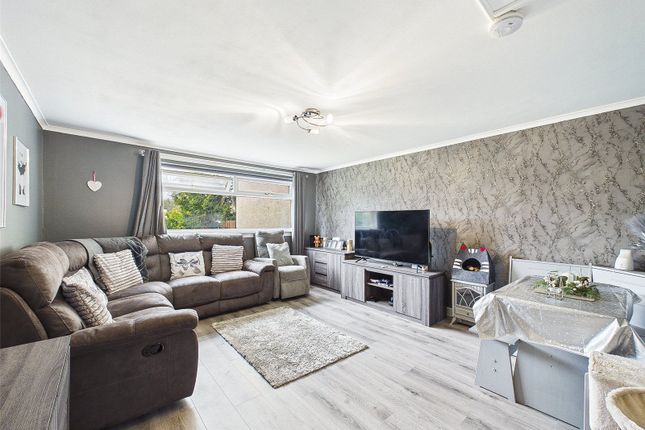 Flat 1,, 7, Calder Grove, Edinburgh photo 2