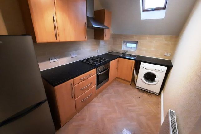 Flat to rent in Catterick Road, Didsbury, Manchester