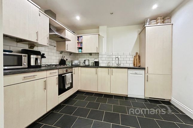 Flat 7, Ulric House,, Waleron Road, Hampshire photo 2