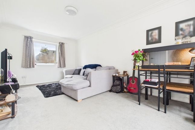 1 South Lodge, Cokeham Road, Lancing photo 2