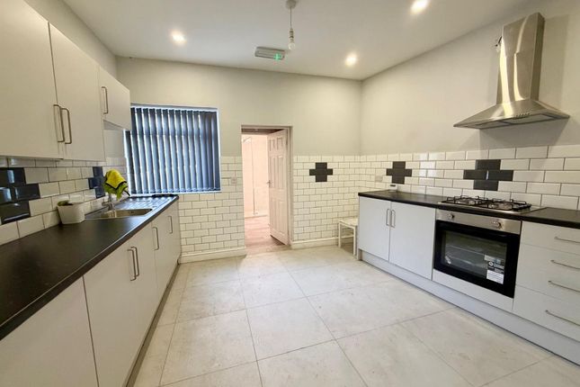63 Hatrell Street, Newcastle photo 2