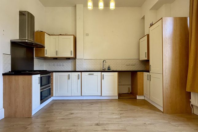 35, Frome Court, Hereford photo 4