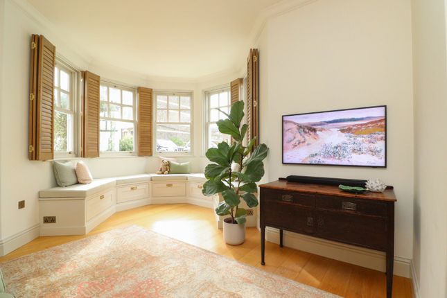 Flat 1, 19, Sea Road, Kent photo 4