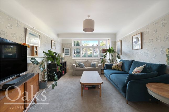 107, Rowan Crescent, London photo 2