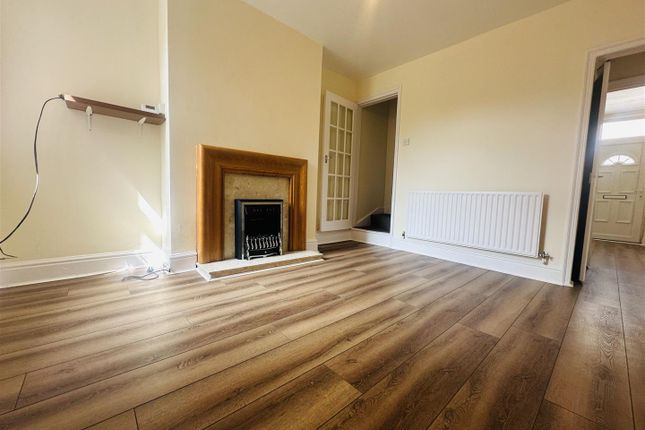 19, Erdington Road, Atherstone photo 3