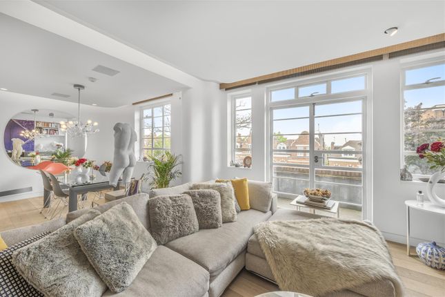 2-bed flat on Flat 13, Bracknell Gate, Frognal Lane, Hampstead, £1,249,000