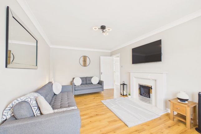 30 Mill Rise, Swanland, East Riding of Yorkshire photo 4