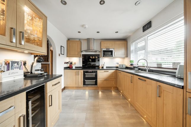 9, Wimblestone Road, Winscombe photo 4