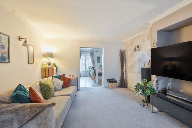 129, Marford Road, St. Albans photo 3