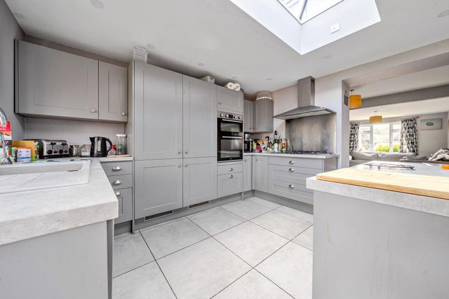3 OAKLAND VILLAS, Hay-on-Wye, Hereford photo 3