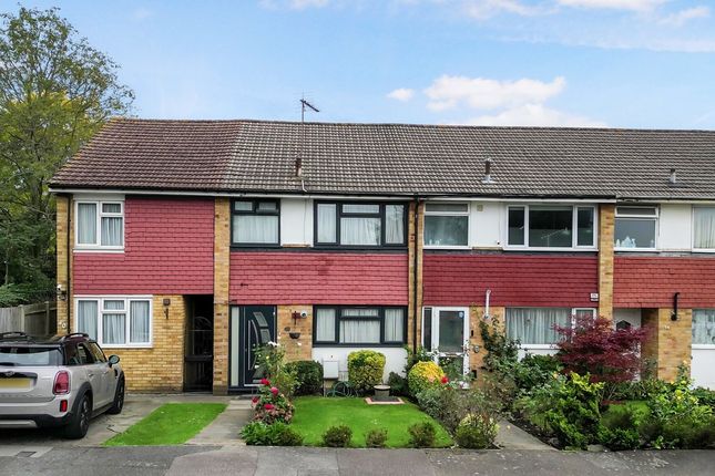 Thumbnail Terraced house to rent in Vane Close, Harrow