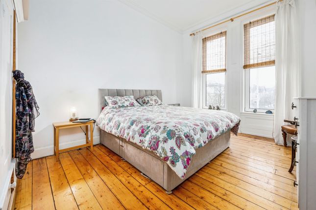 Flat for sale in Colquhoun Square, Helensburgh