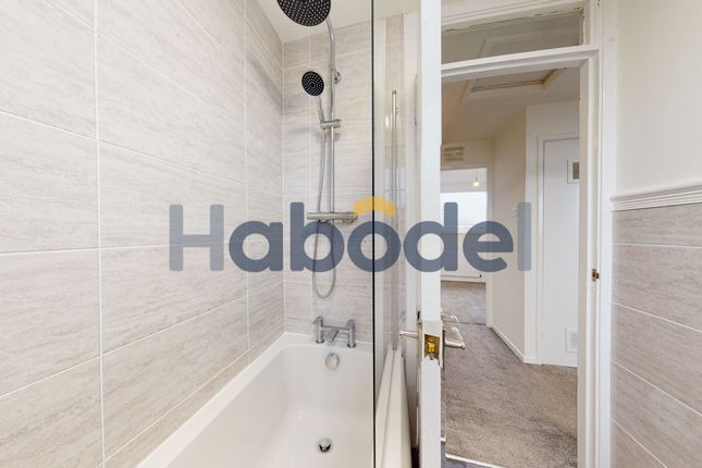 41 Eastfields, STANLEY, Stanley photo 3