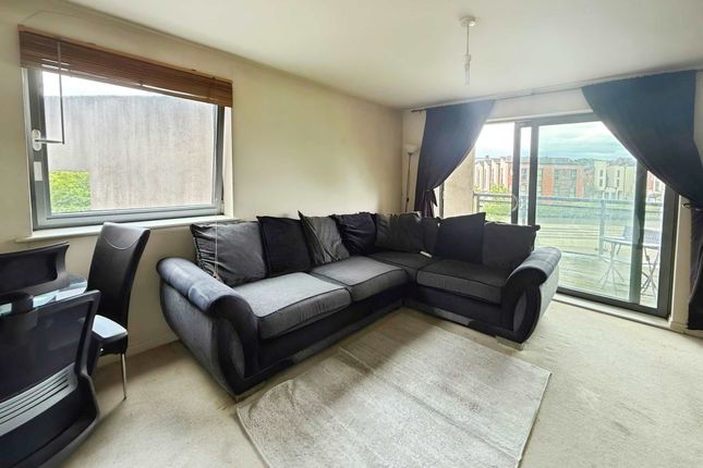 49 Clips Moor, Telford photo 2