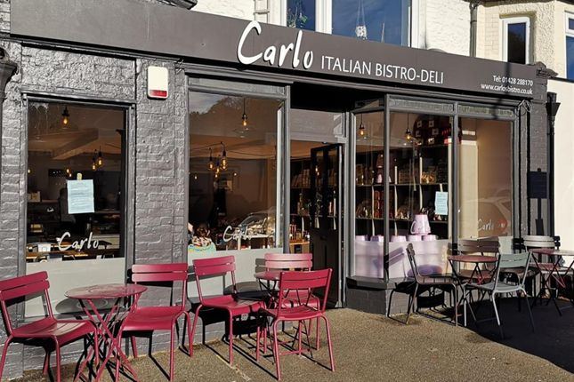 Thumbnail Restaurant/cafe for sale in Leasehold Premises Currently Featuring A Restaurant GU26, Surrey