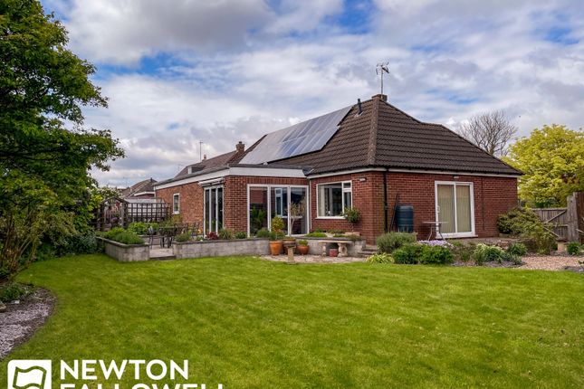 Thumbnail Bungalow for sale in Durham Grove, Retford