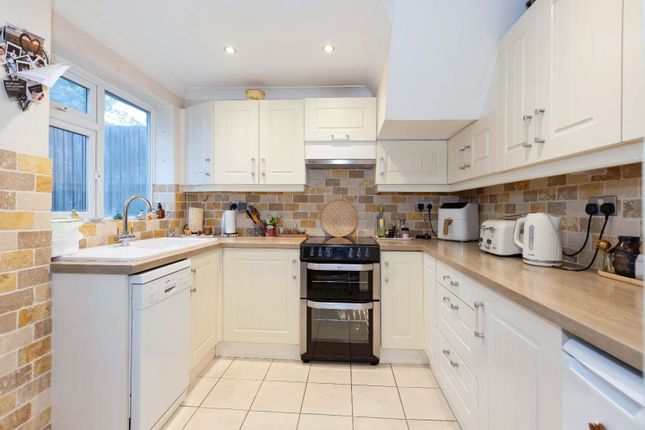 3, Berberis Court, Shoreham-By-Sea photo 2