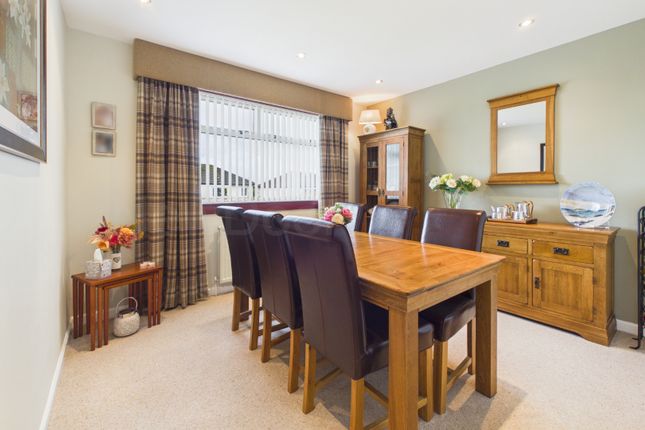 20, Renshaw Road, Bishopton photo 3