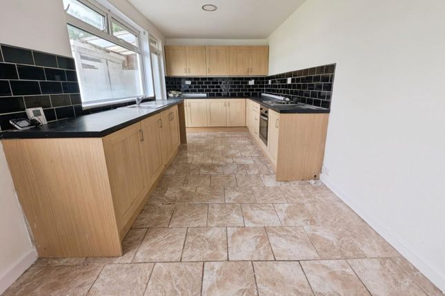 358, Brays Road, Birmingham photo 2