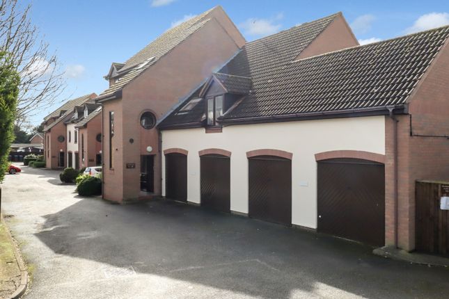 Thumbnail Flat for sale in Chestnut Place, Southam, Warwickshire