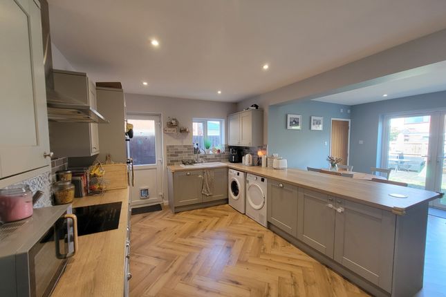 10, Lancaster Way, Claydon, Ipswich, Suffolk, IP6 photo 3