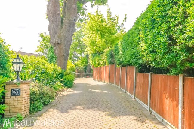 Detached bungalow for sale in Springfields, Broxbourne
