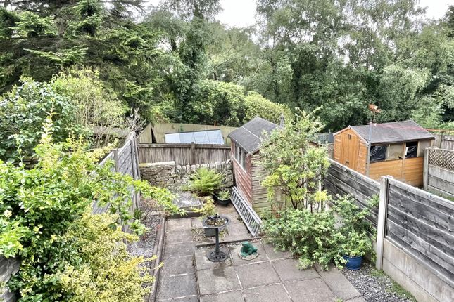 24, Park Road, Glossop photo 2