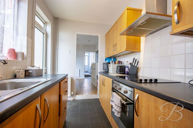 78, Broxtowe Drive, Mansfield photo 2
