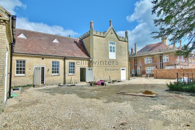 Mews house for sale in North Road, Huntingdon
