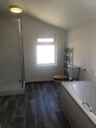 Room 2, 8, Regent Square, Exeter photo 4