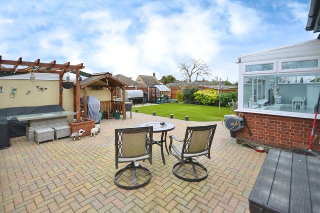 Detached bungalow for sale in Lampits Hill, Corringham