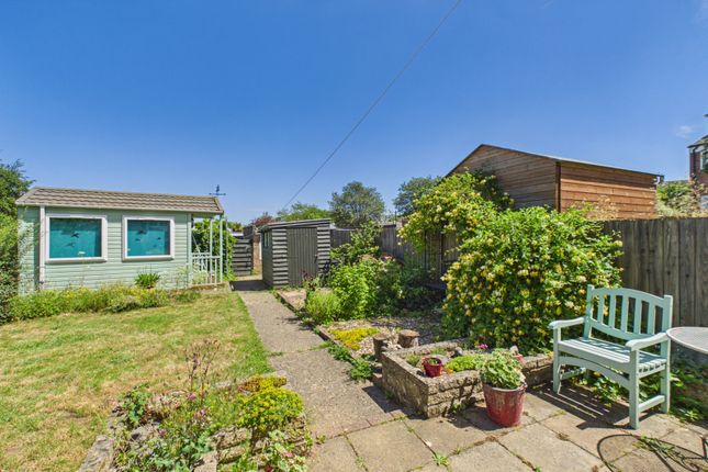 2, Whitby Road, Bury St Edmunds photo 2