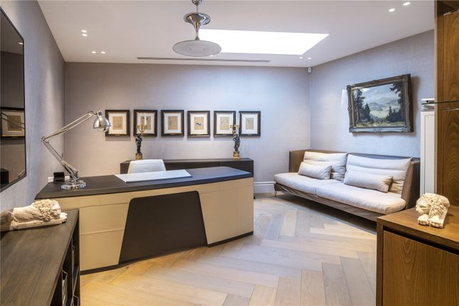 Flat for sale in Buxmead, 67 The Bishops Avenue, London