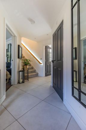55, Cypress Crescent, Cardiff photo 4