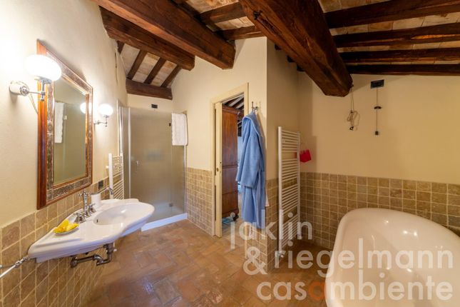 Town house for sale in Italy, Umbria, Perugia, Spoleto