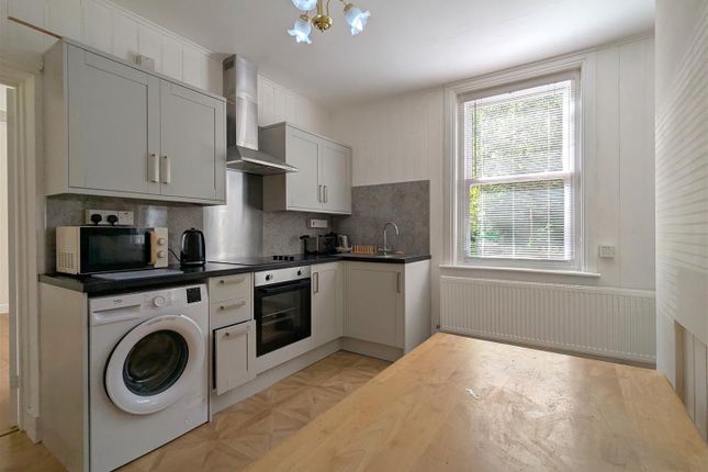 Woodmans Cottage, Blackhurst Park, Tunbridge Wells photo 3
