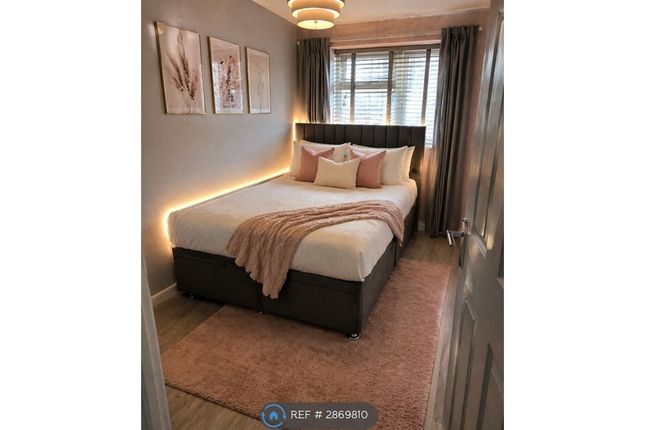 King Henrys Drive New Addington Croydon Cr, King Henrys Drive New Addington, Croydon photo 3