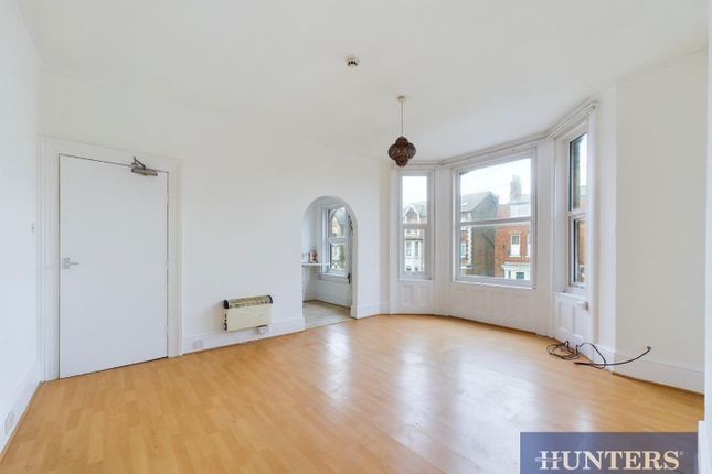 Flat 4, 38, Wellington Road, Bridlington photo 4