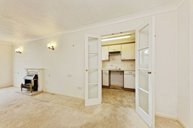 10, Barton Mill Court, Canterbury photo 4