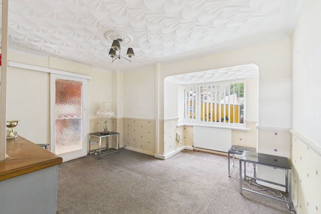 18 Tredegar Avenue, Ebbw Vale photo 3