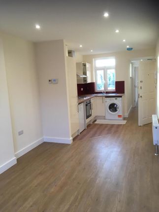 Modern 2-Bedroom Flat Near Harrow Centre