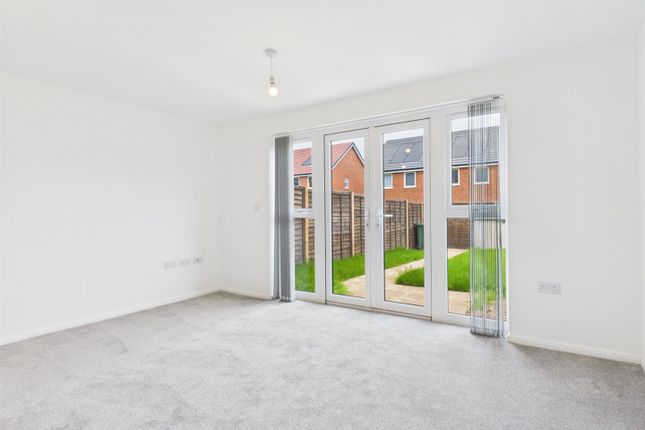 9, Silverhill Place, Coventry photo 3