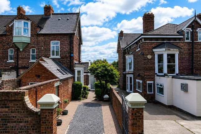 86, Oxbridge Lane, Stockton-On-Tees photo 2